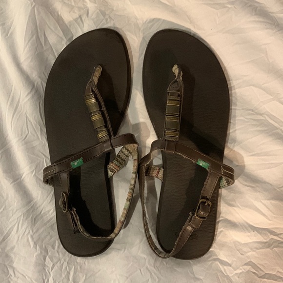 Sanuk Sandals, size 8 - Picture 1 of 3